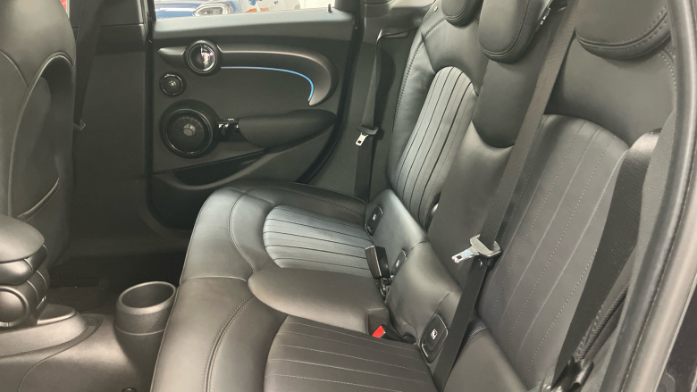 MINI Hatchback 2.0 Cooper S Exclusive 5dr Petrol Hatchback